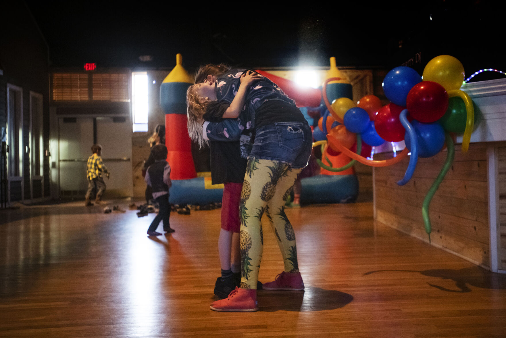 040222-news-dance party 04.jpg